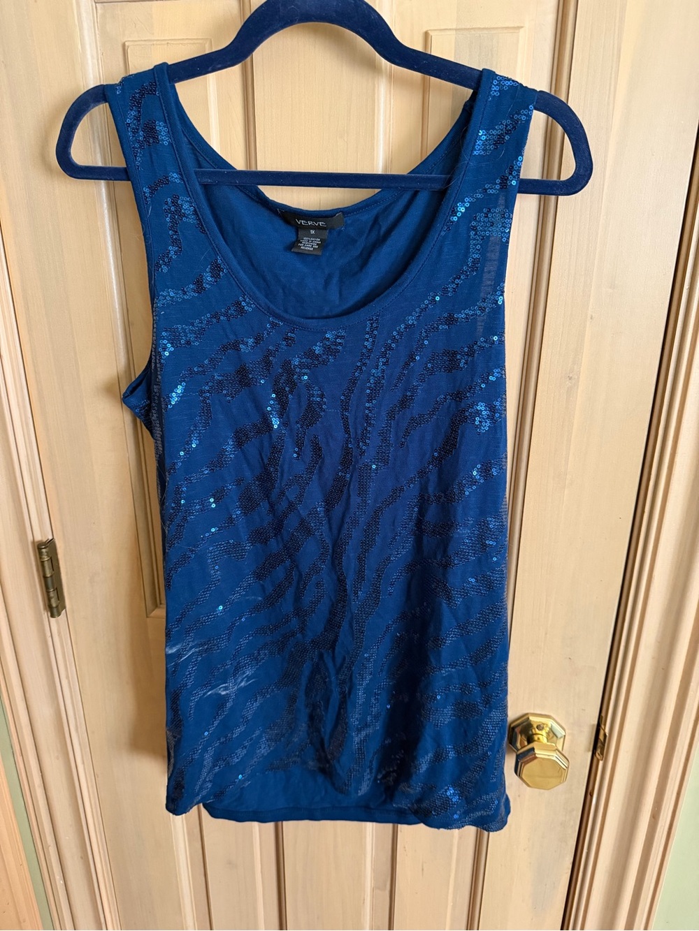 Women’s plus Sz 1X Verve navy sequin tank top Shirt Beautiful